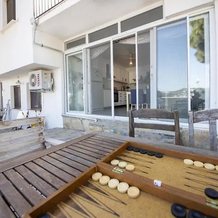 Gorgeous With Shared Pool In Vila